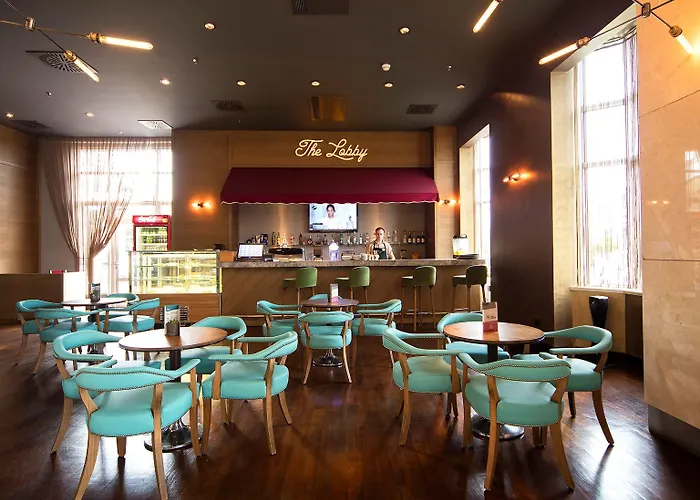 Wow Airport Отель 4*