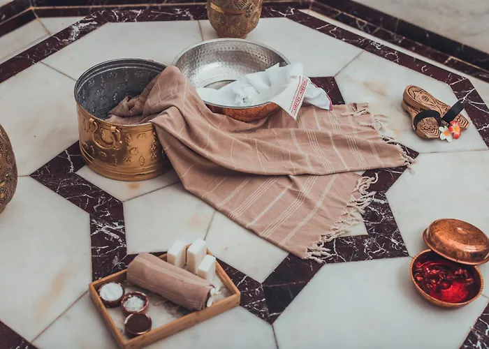 Hotell Wow Airport 4*